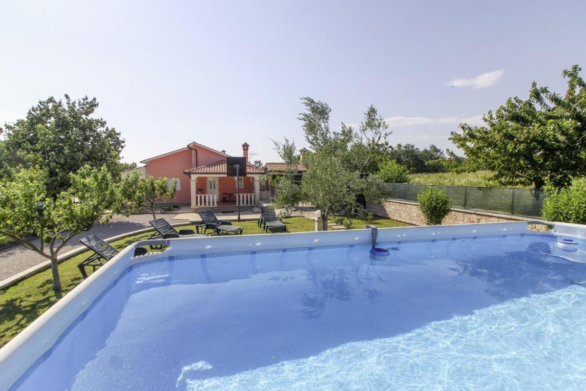 Linda In Lovrinici Villa Pazin Buitenkant foto