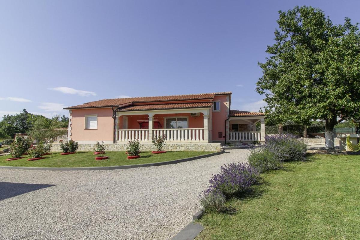 Linda In Lovrinici Villa Pazin Buitenkant foto
